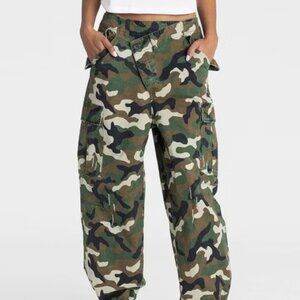 KBB by KAHLANA Women's Mid-Rise Straight Leg 'The Cargo Jogger' - Dark